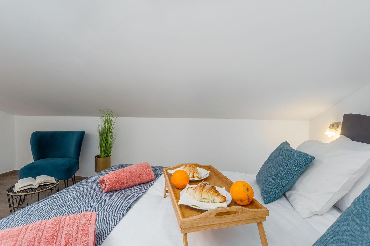 Modernes Nur 250 Meter Zum Mit Privatem Balkon, Grill, Wifi Apartment Poreč