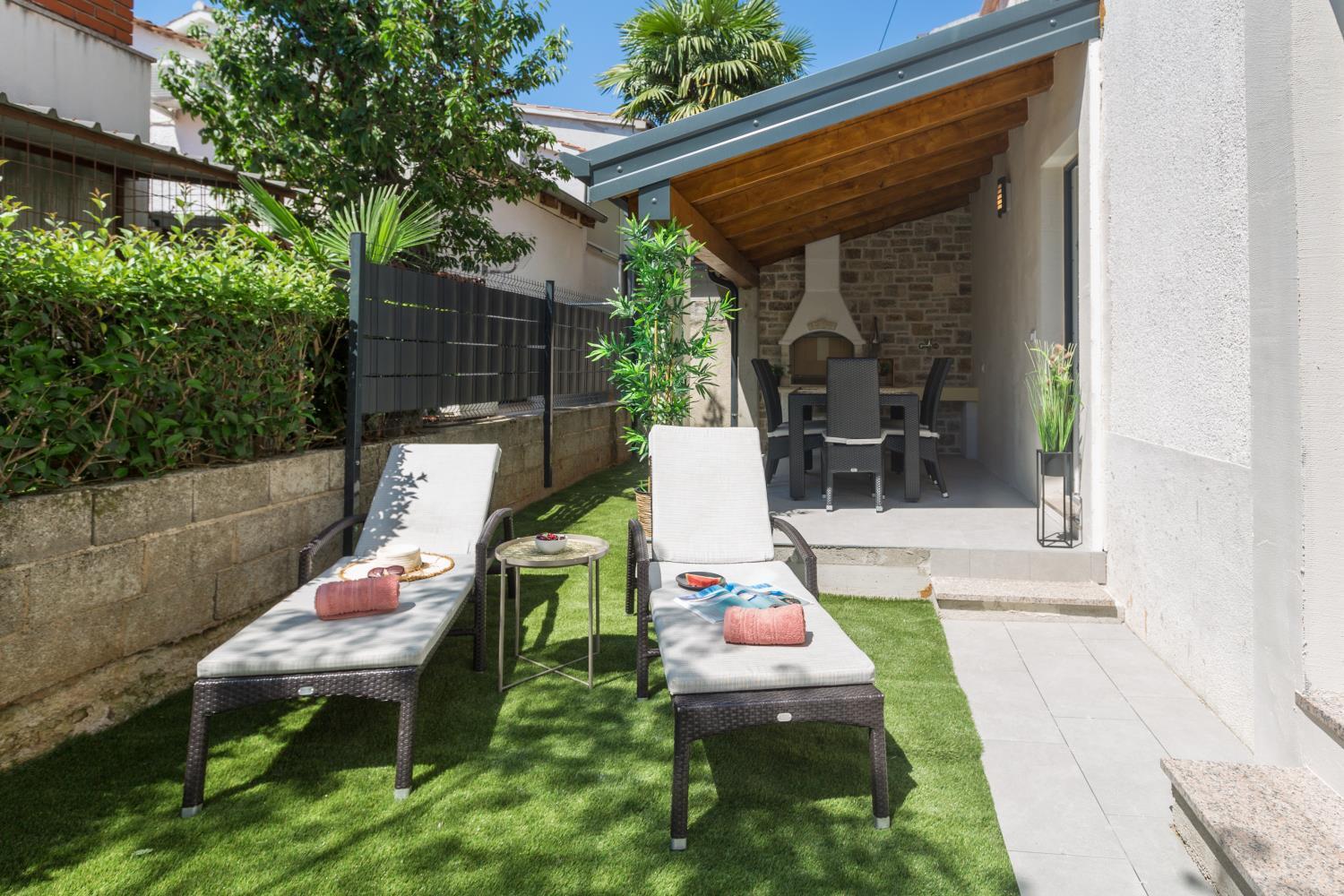 Apartment Modernes Nur 250 Meter Zum Mit Privatem Balkon, Grill, Wifi Poreč